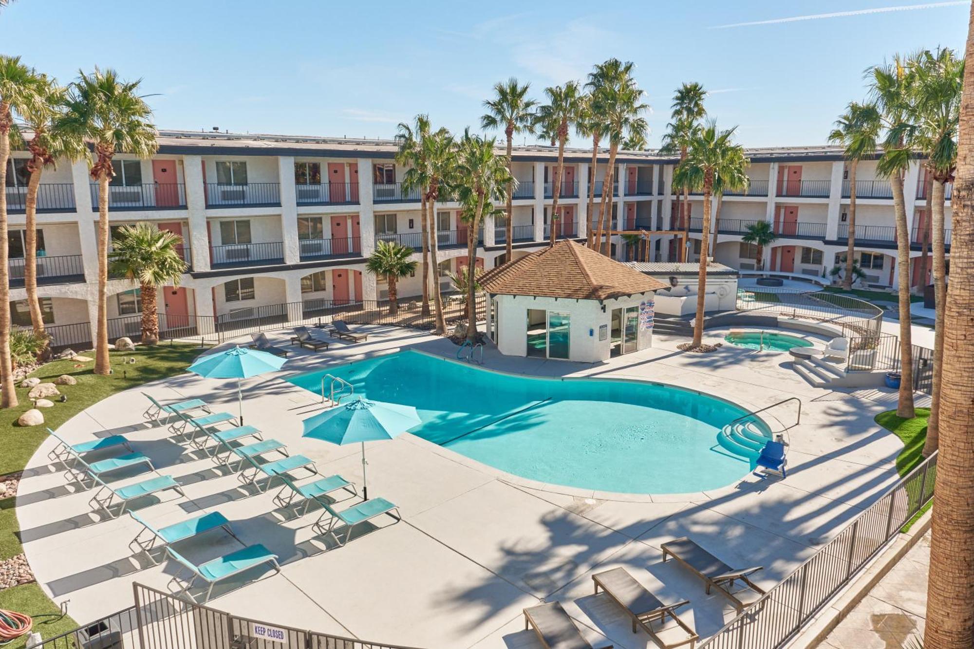 דזרט הוט ספרינגס Aqua Soleil Hotel And Mineral Water Spa מראה חיצוני תמונה