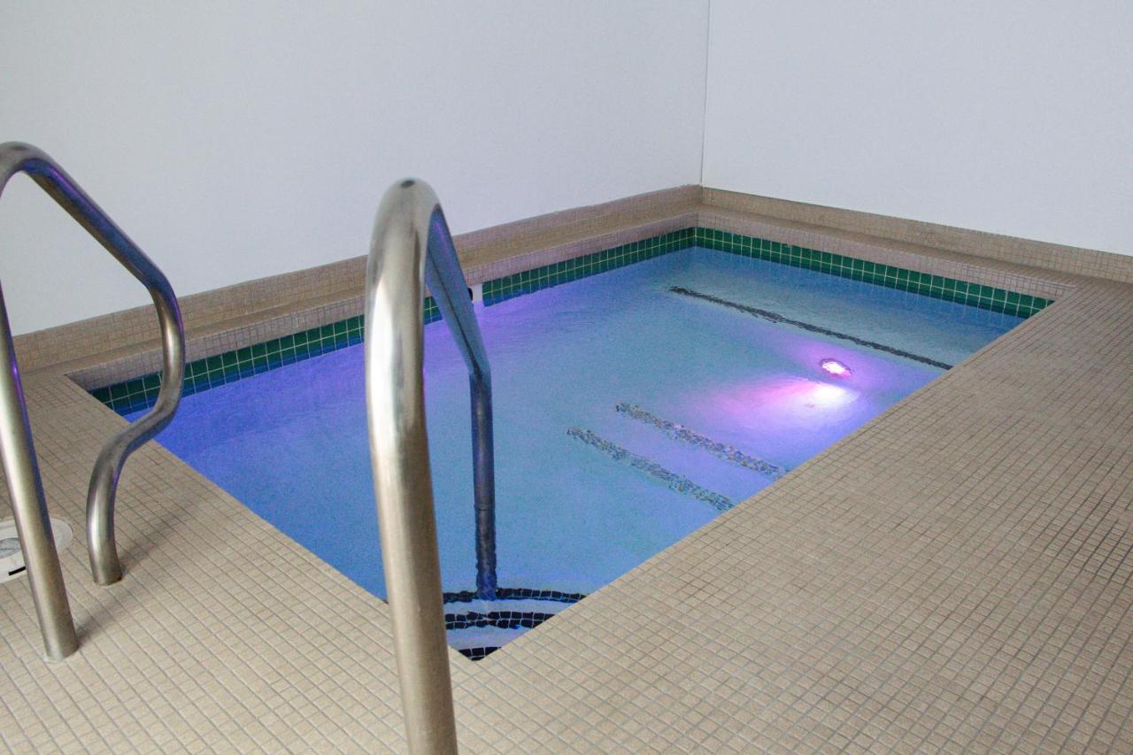 דזרט הוט ספרינגס Aqua Soleil Hotel And Mineral Water Spa מראה חיצוני תמונה